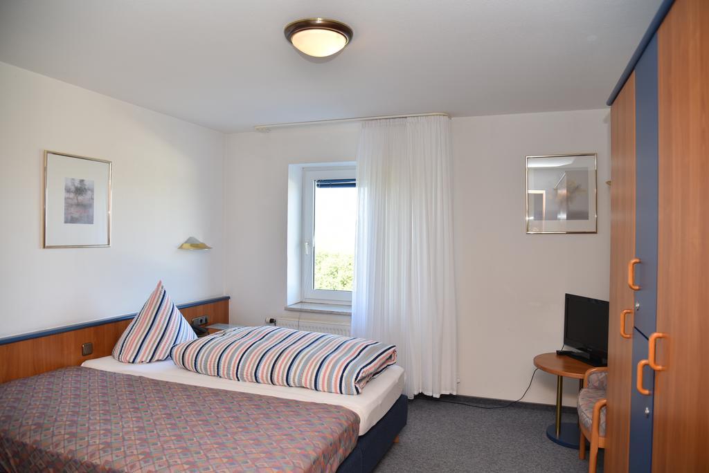 Hotel An Der Alten Porzelline Neuhaus am Rennweg Oda fotoğraf
