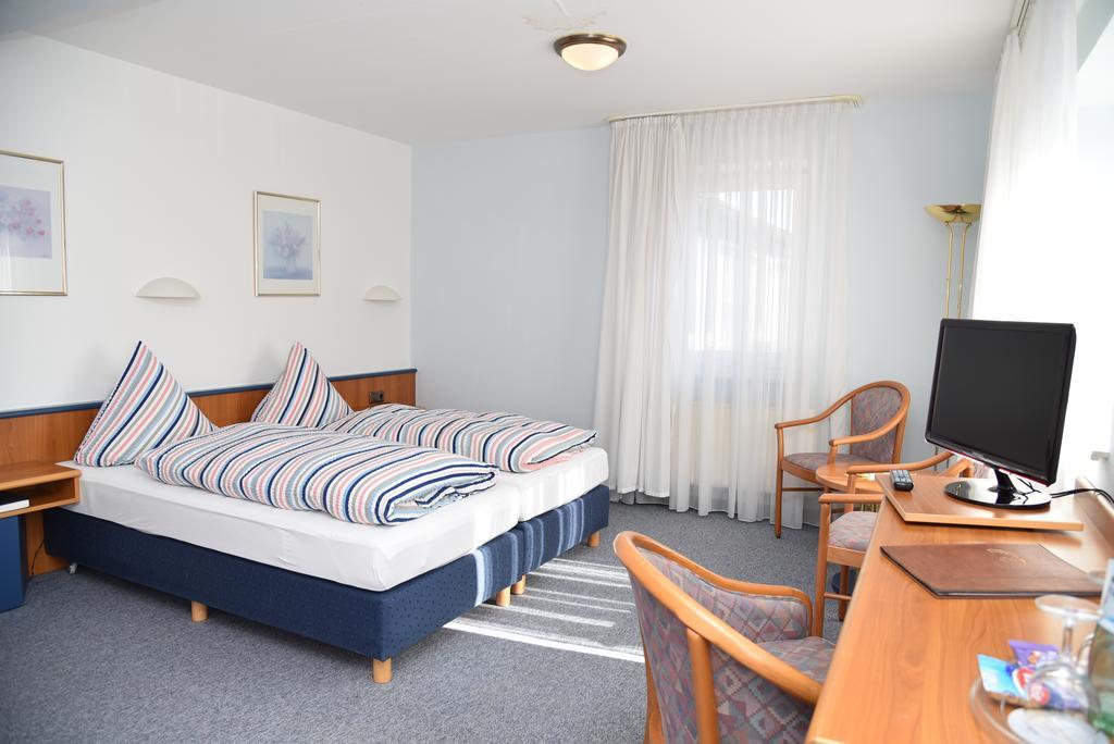 Hotel An Der Alten Porzelline Neuhaus am Rennweg Oda fotoğraf