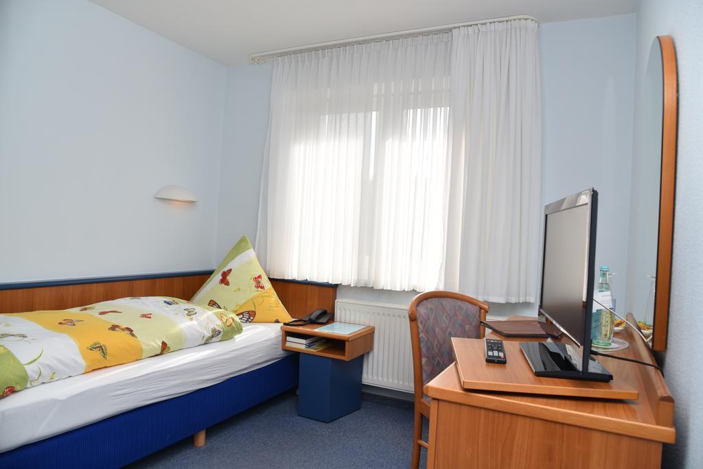 Hotel An Der Alten Porzelline Neuhaus am Rennweg Oda fotoğraf