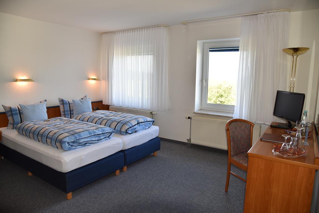 Hotel An Der Alten Porzelline Neuhaus am Rennweg Dış mekan fotoğraf