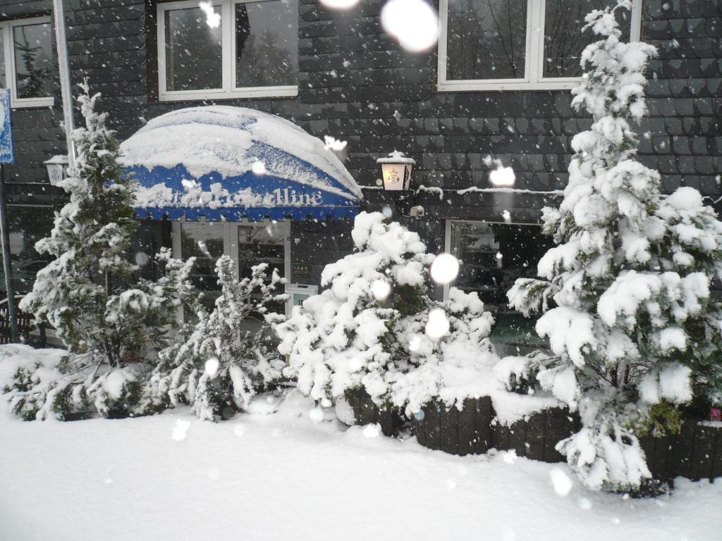 Hotel An Der Alten Porzelline Neuhaus am Rennweg Dış mekan fotoğraf